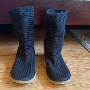 UGGS, black sweater, size 9